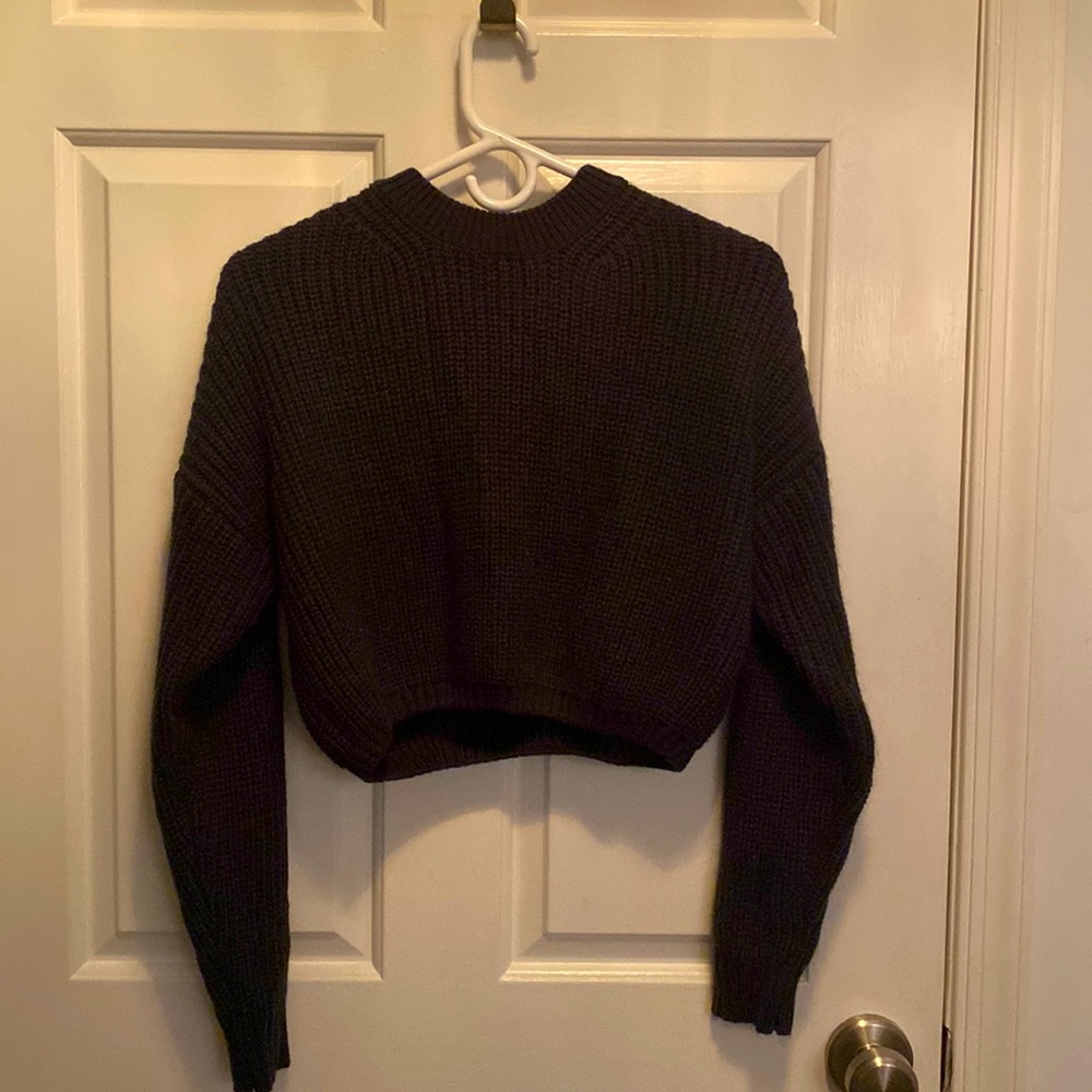 DARK GREEN ELODIE SWEATER SIZE M MADE FROM 100% ACRYLIC